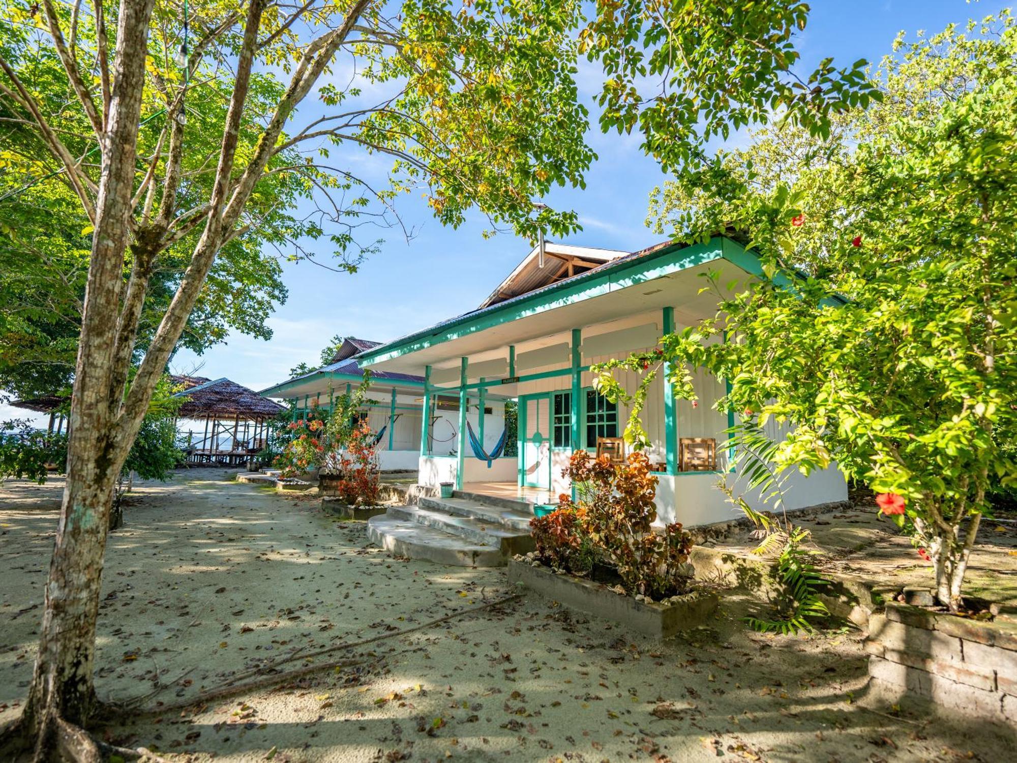 Scuba Republic Beach Bungalows Tapokreng 外观 照片